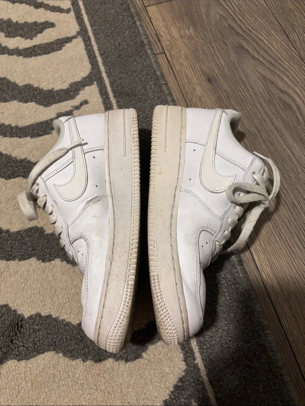 Nike Air Force Ones Women’s 8 White Low